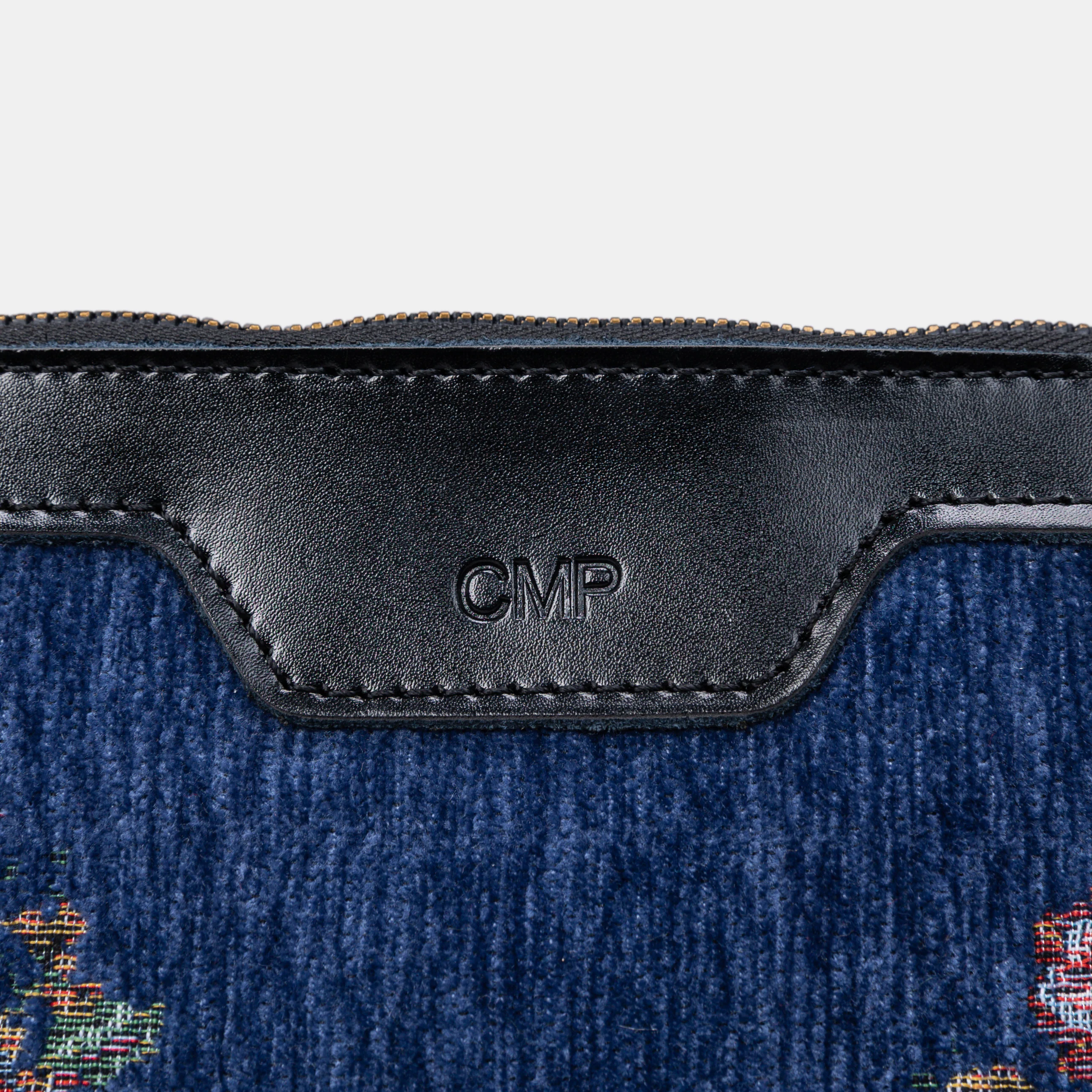 Rose Bouquet Carpet Makeup Bag - Image 2