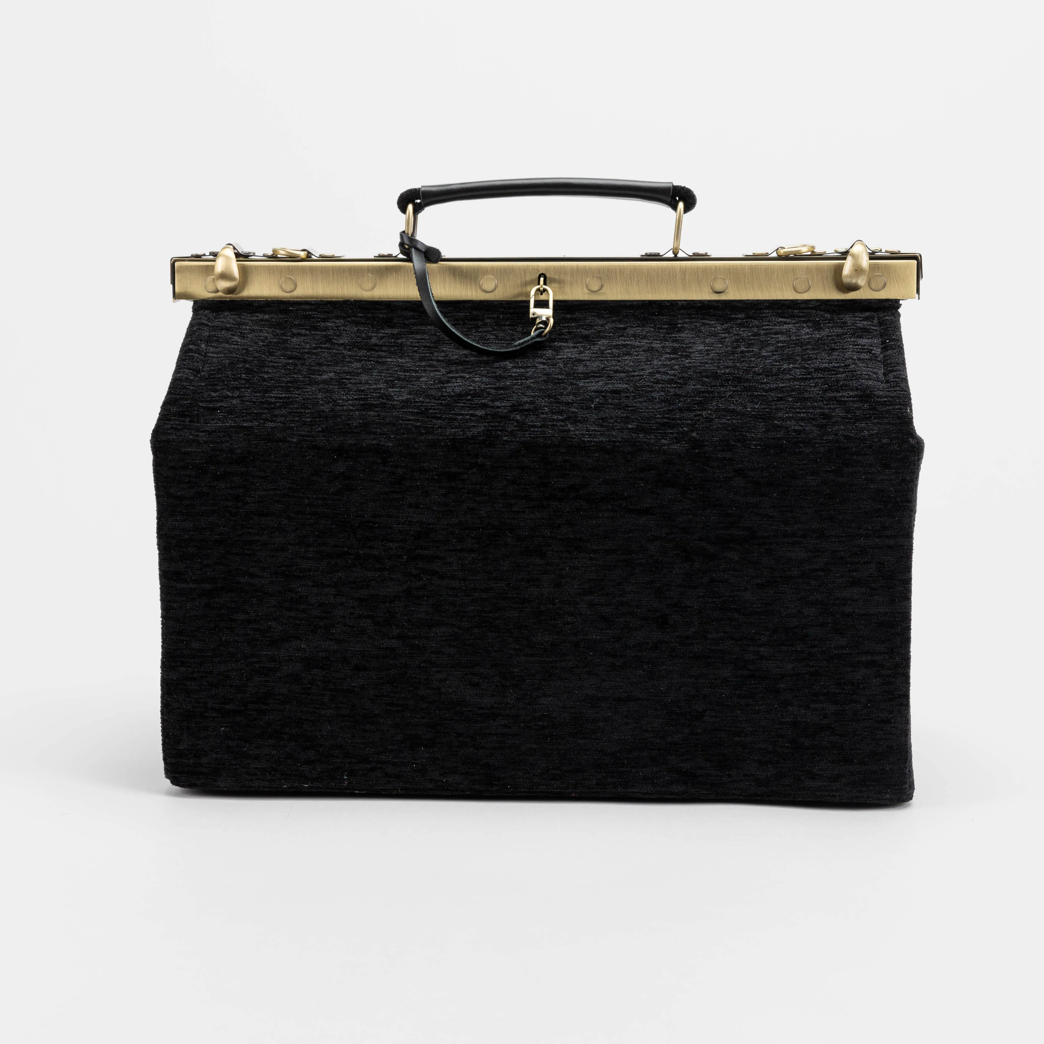 Solid Black Genevieve Carpet Gladstone Bag - Image 2