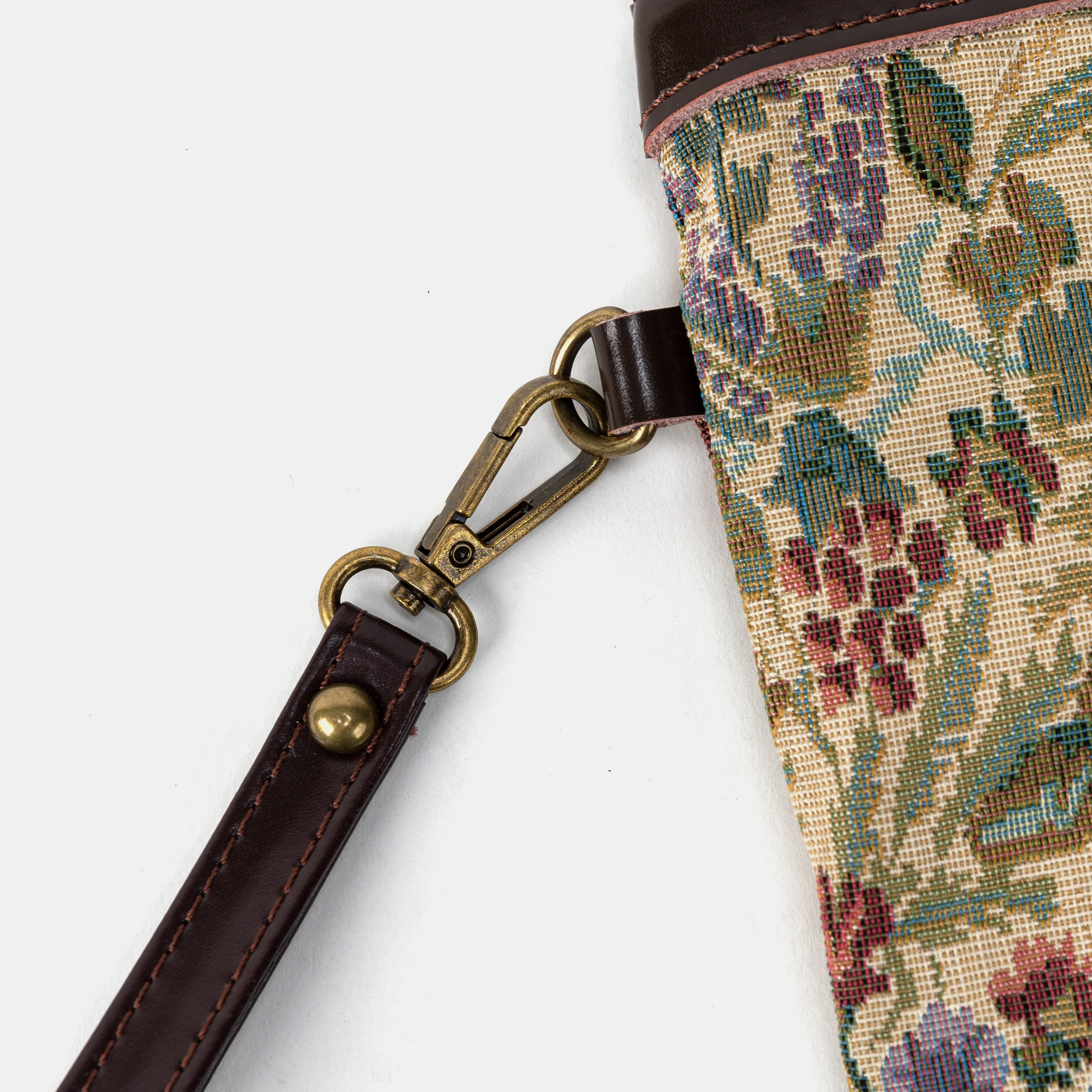 Spring Valley Mint Wristlet Clutch - Image 2