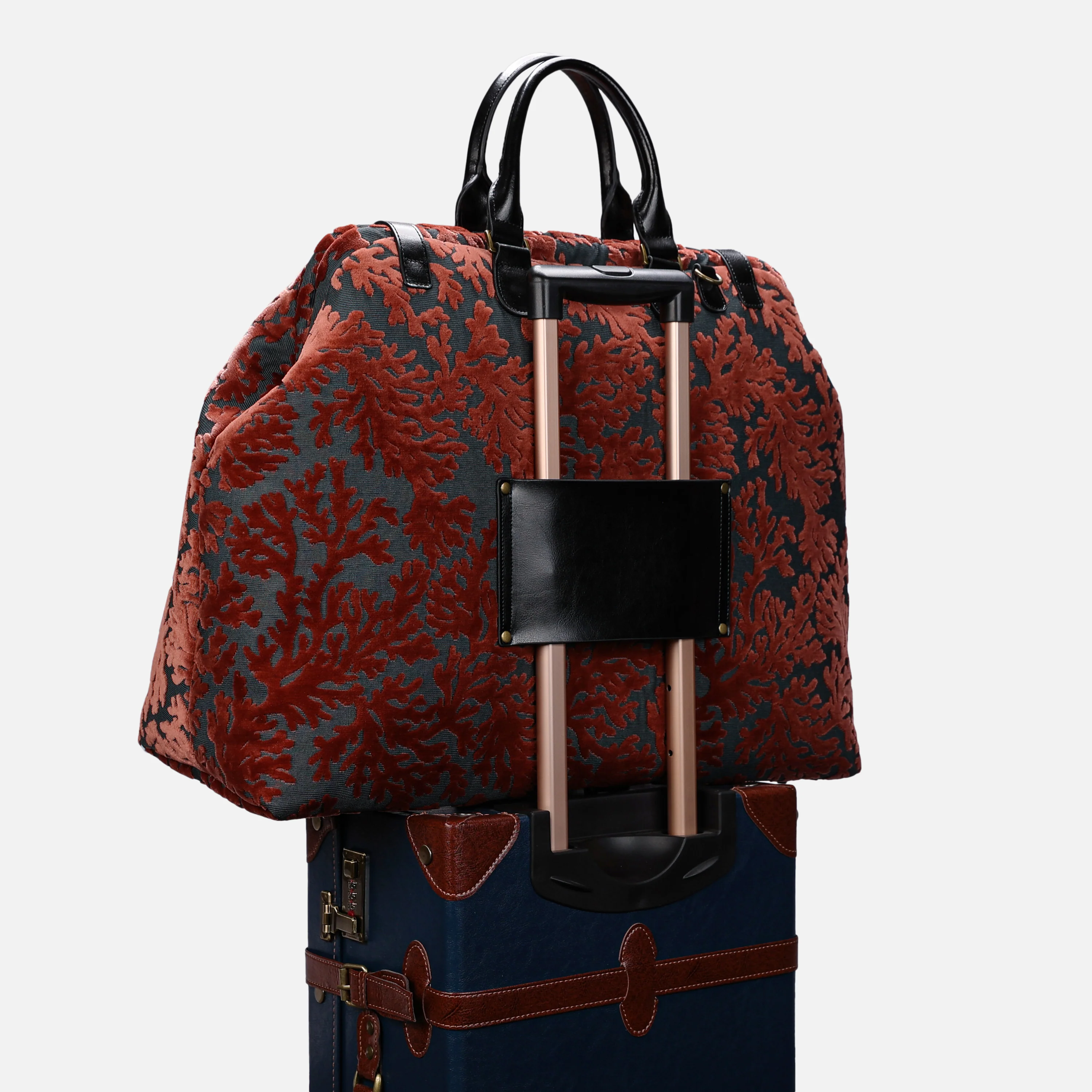 St Tropez Scuba Coral Men's Carpetbag - Image 7