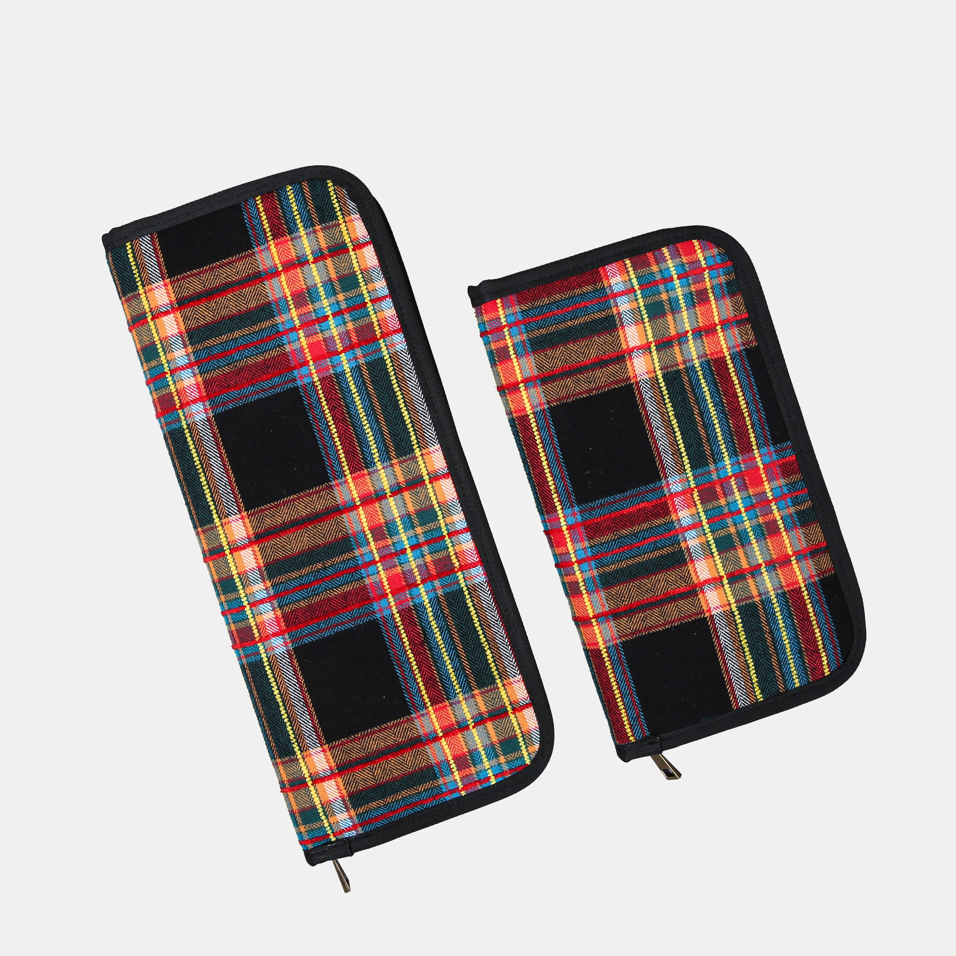 Tartan Stewart Black Carpet Needle Case