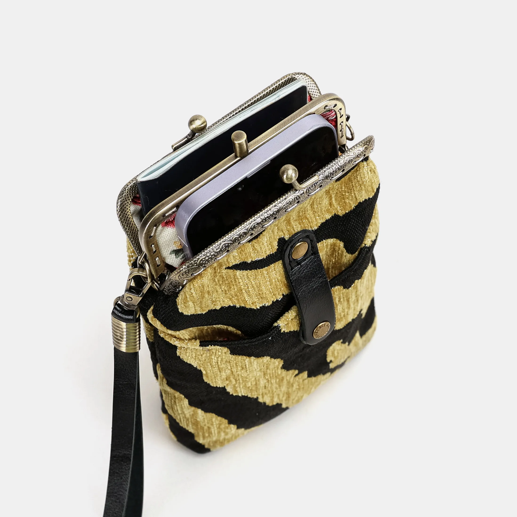 Tiger Stripe Carpet Phone Case - Image 7