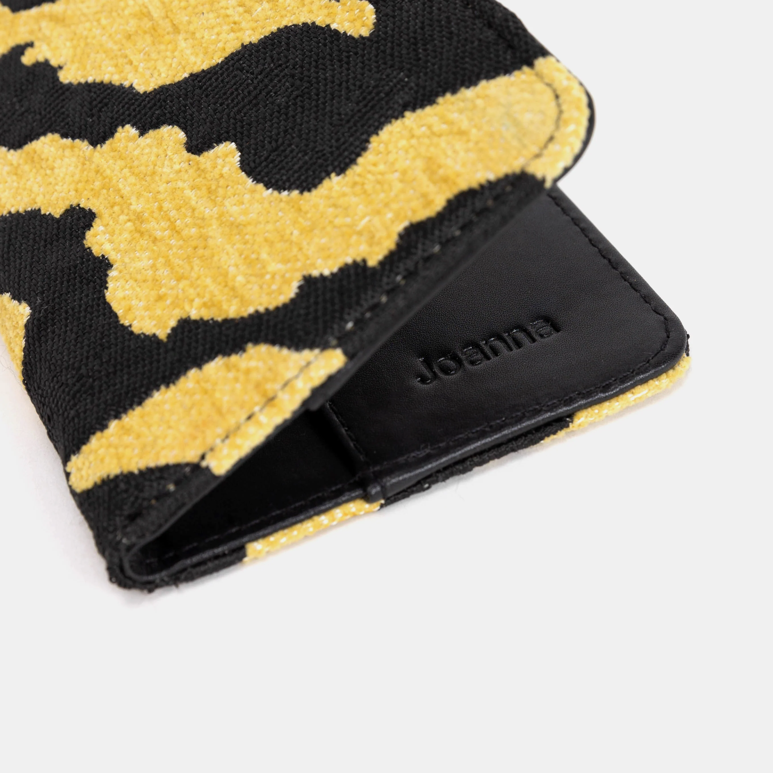Tiger Stripe Passport Cover - Image 4