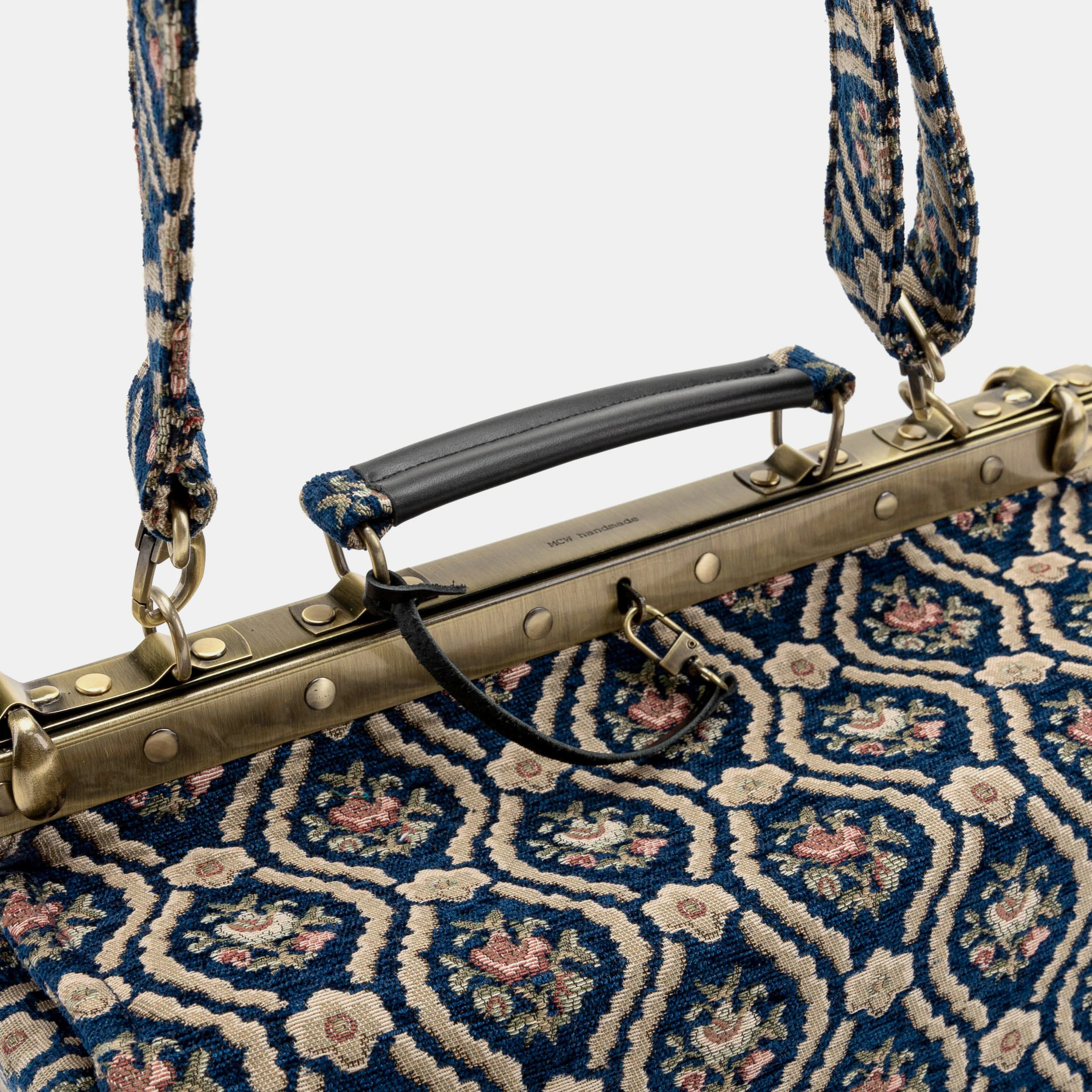 Traditional Blue Genevieve Carpet Gladstone Bag - Image 4