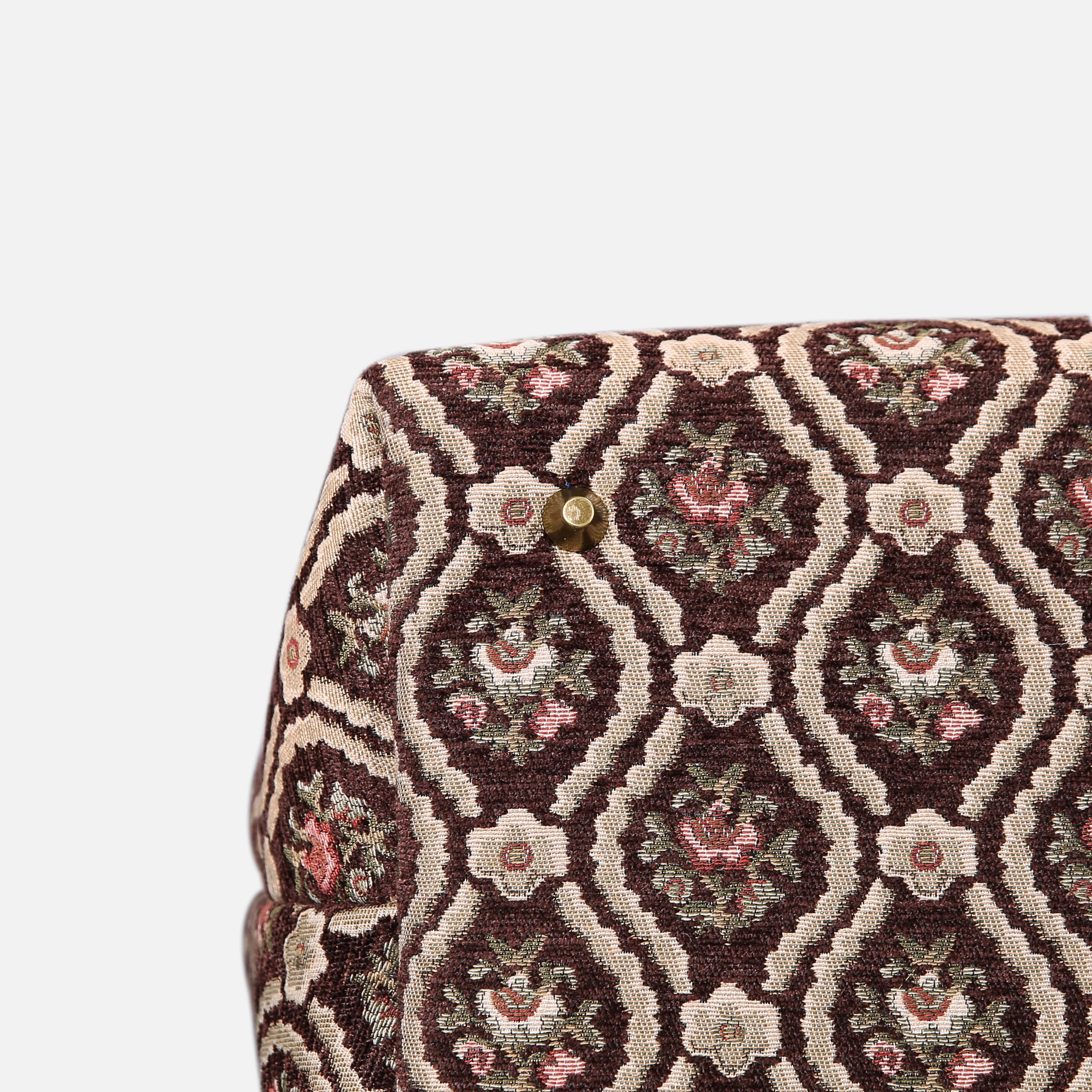 Traditional Brown Large Carpetbag - Image 4
