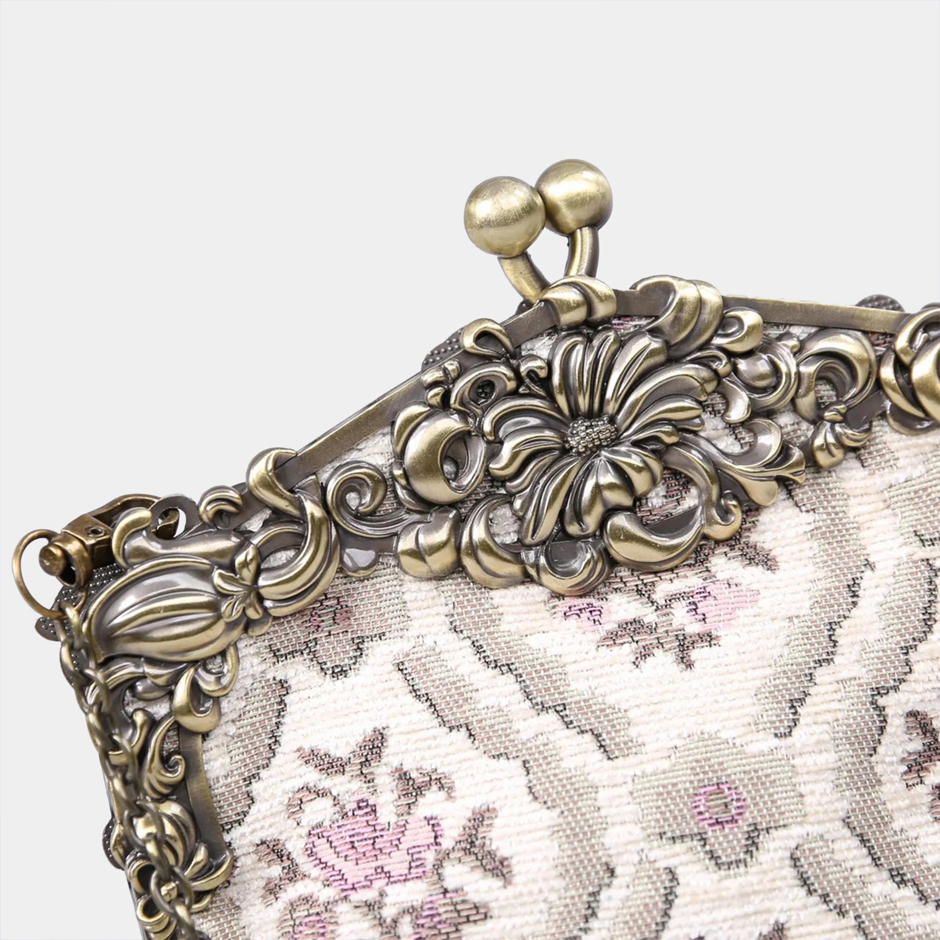 Traditional Cream Chatelaine Purse Large - Image 5