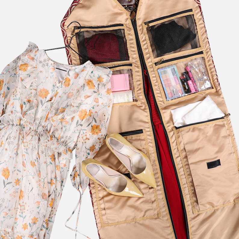 Traditional Red Carpet Garment Bag - Image 4