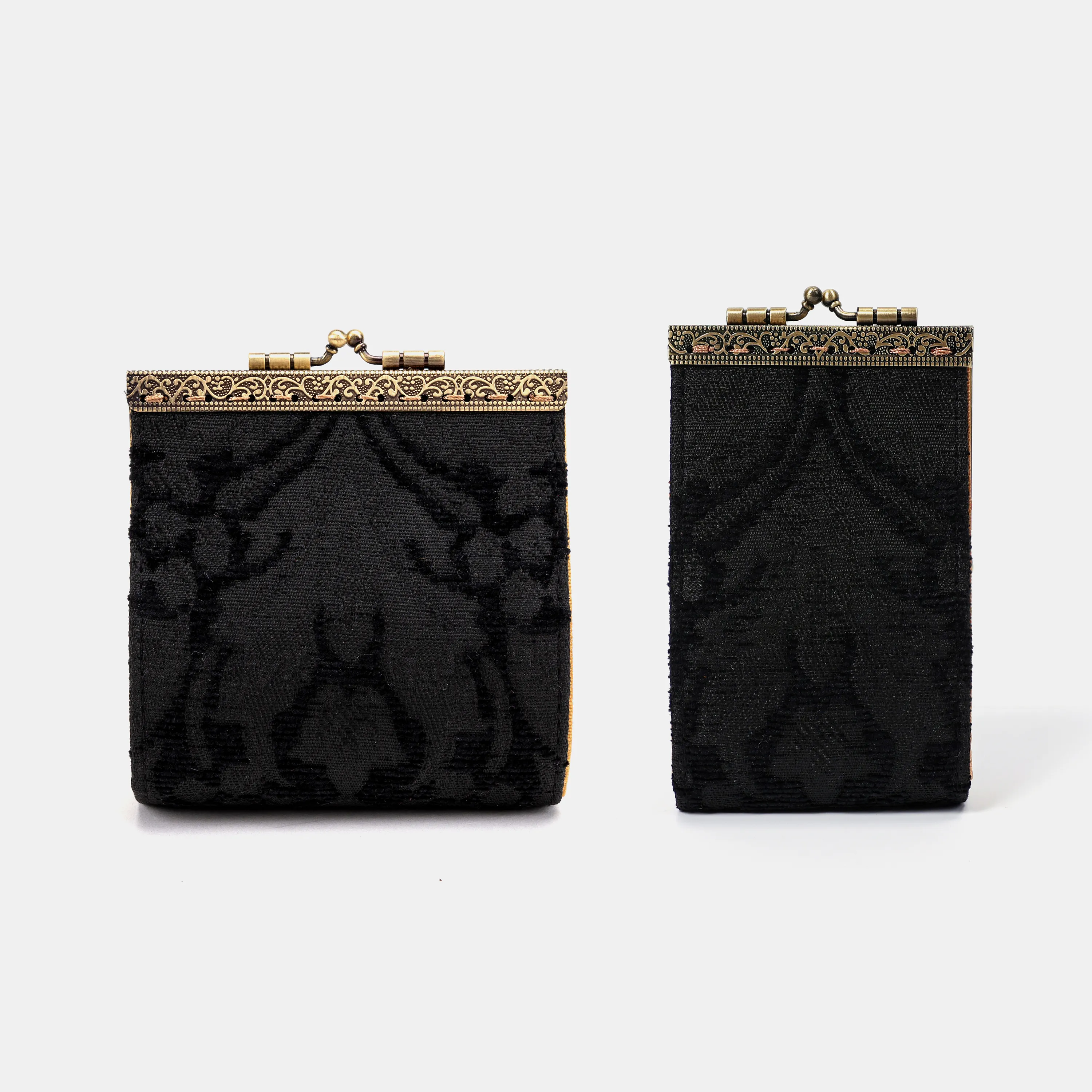Victorian Blossom Black/Black Card Wallet - Image 2