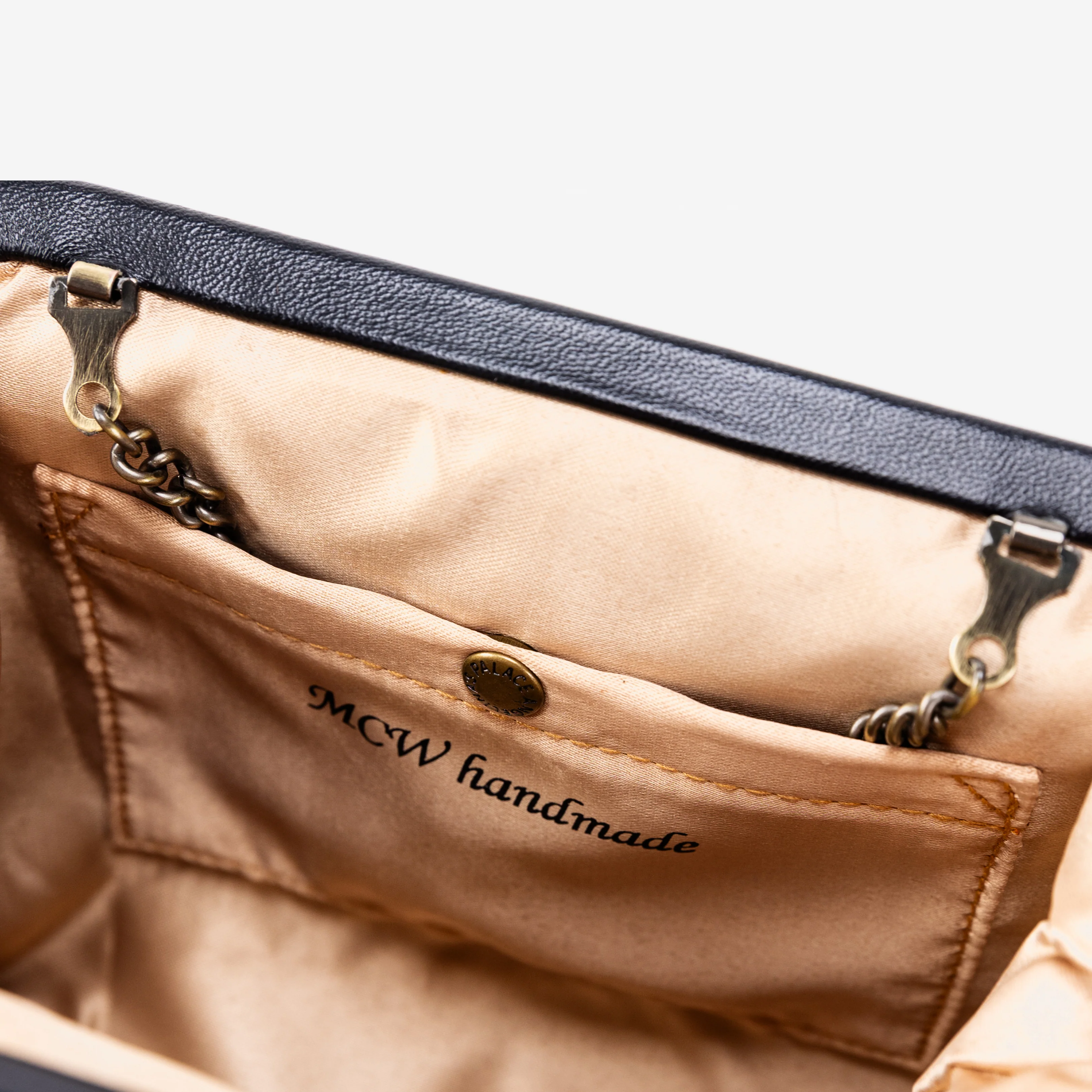 Victorian Blossom Black/Black Alma Clutch - Image 3