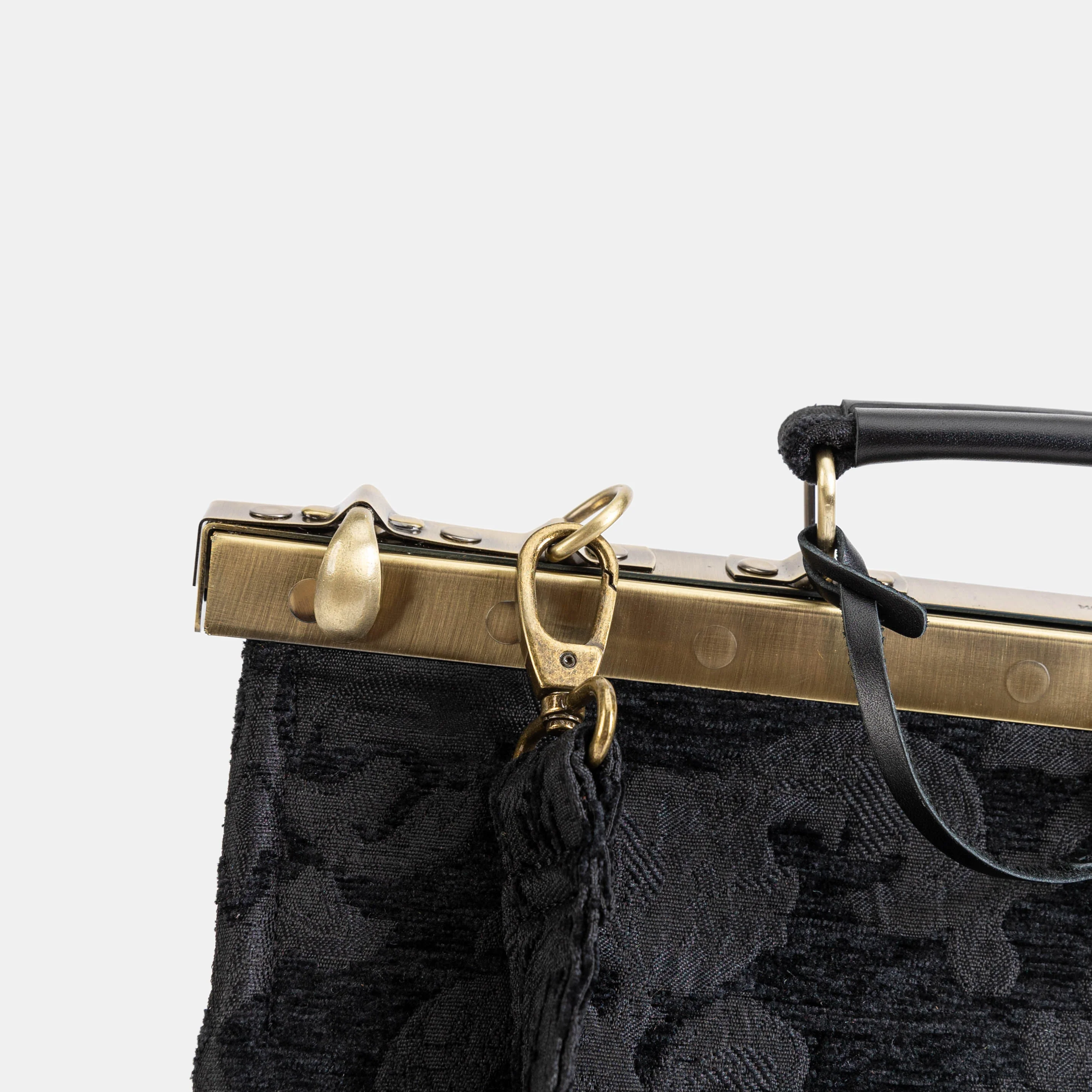 Victorian Blossom Black/Black Celine Carpet Gladstone Bag - Image 8