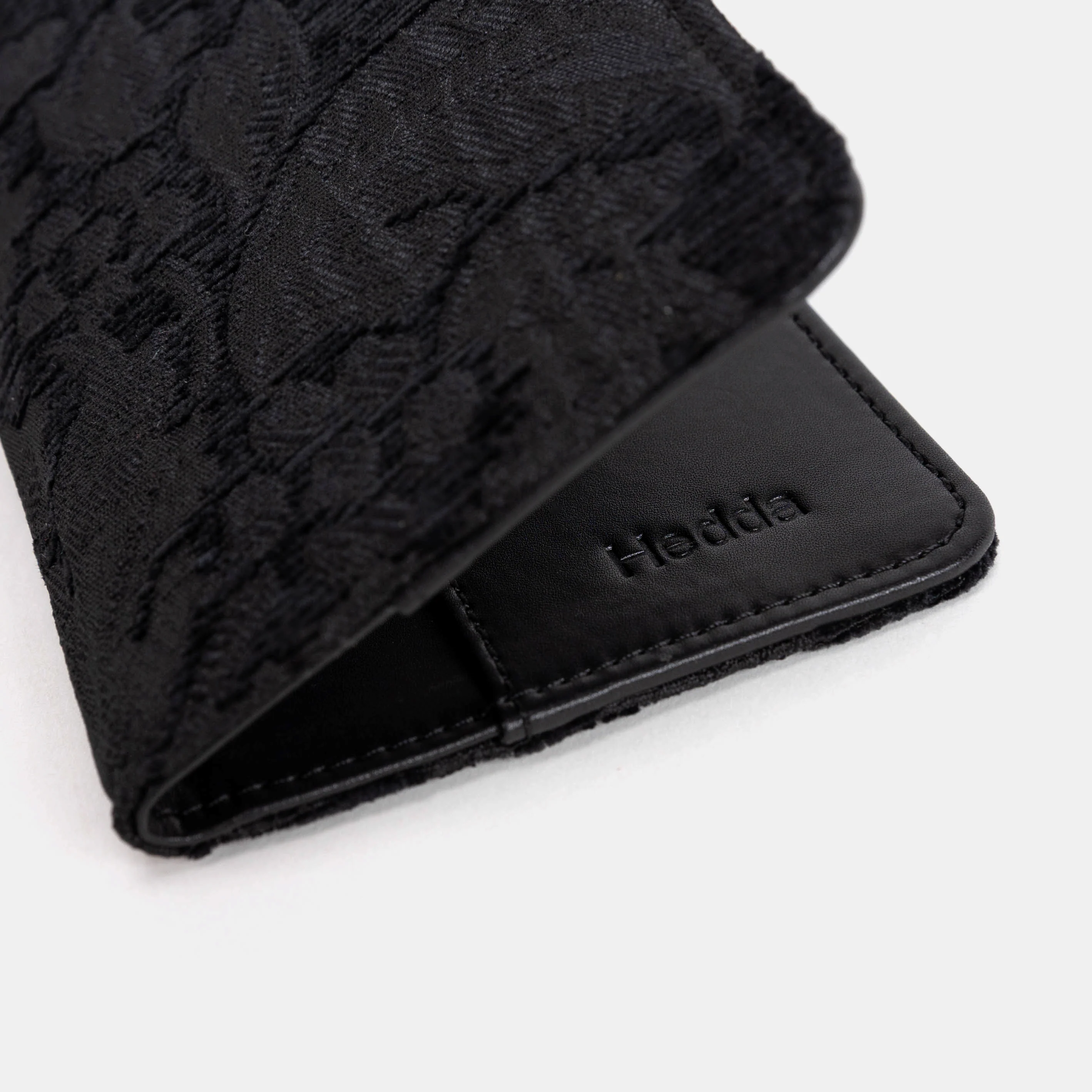 Victorian Blossom Black/Black Checkbook Cover - Image 4