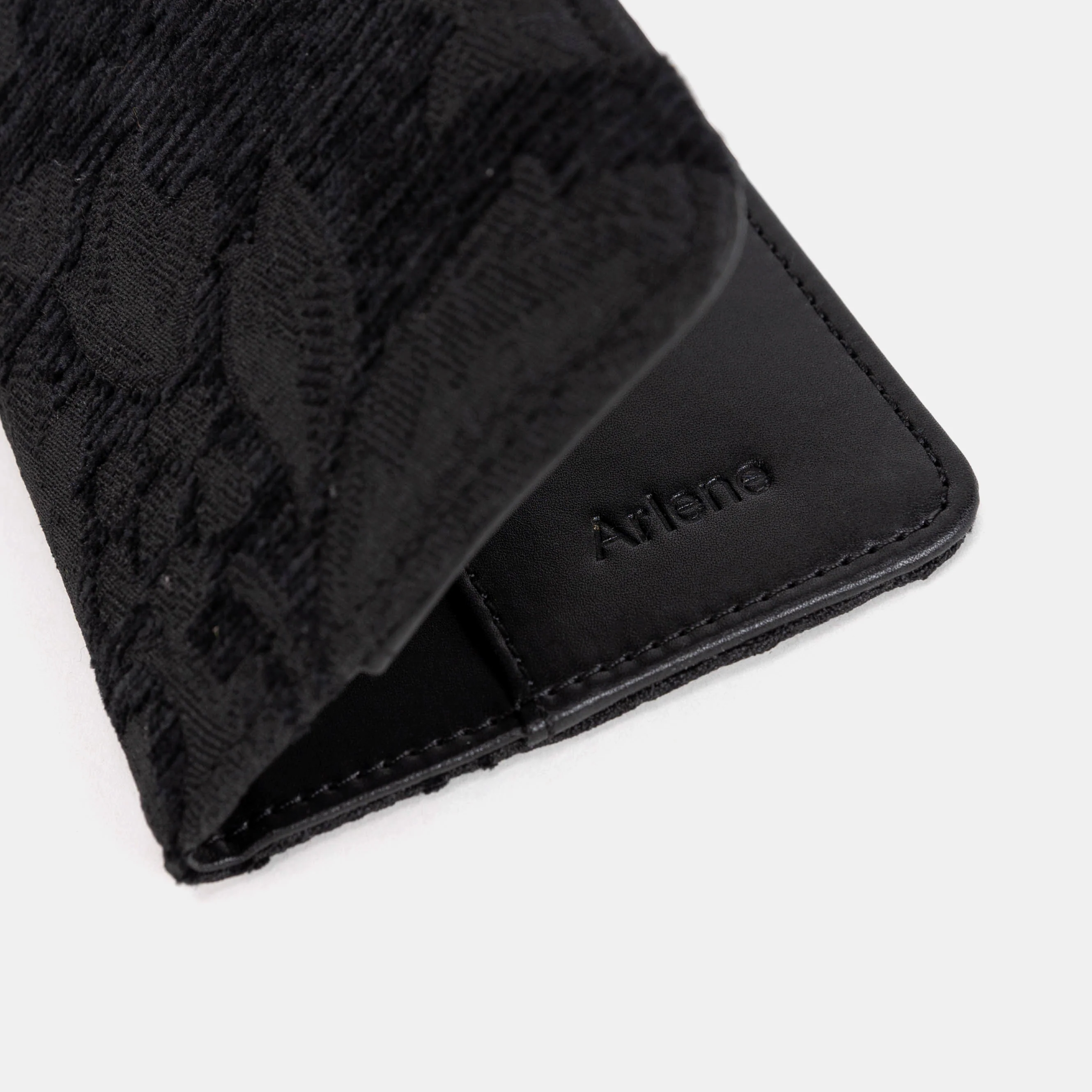 Victorian Blossom Black/Black Passport Cover - Image 4