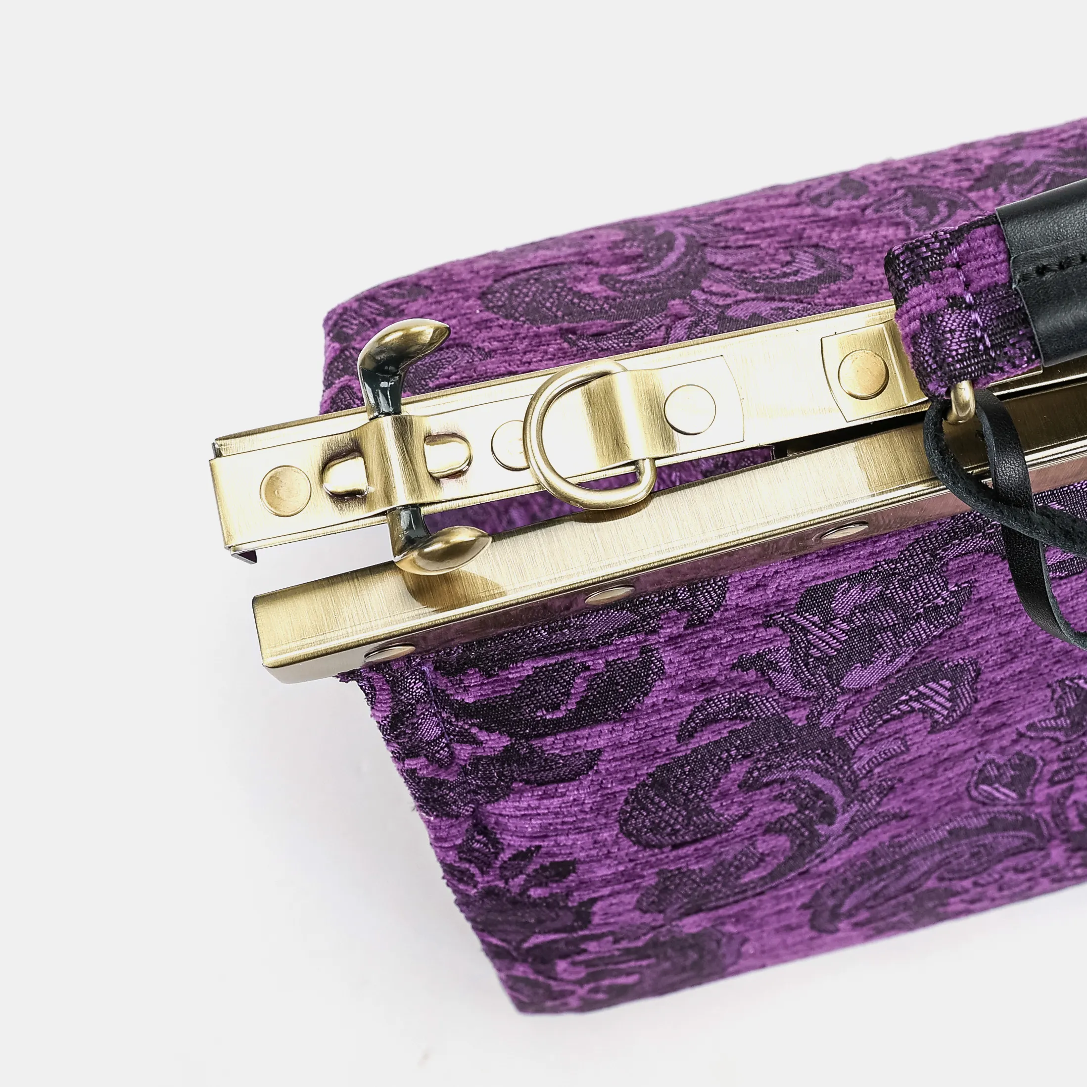 Victorian Blossom Purple Celine Carpet Gladstone Bag - Image 4