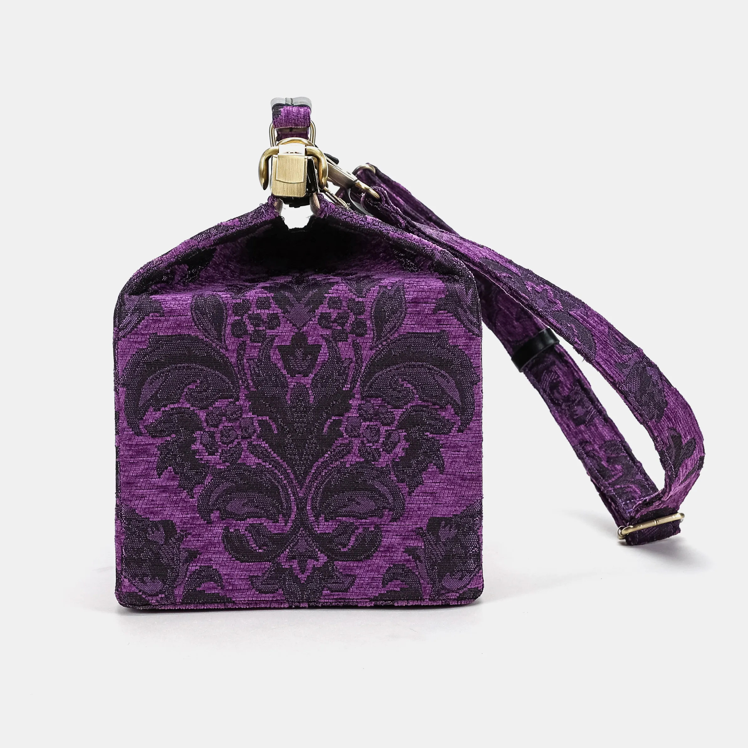 Victorian Blossom Purple Genevieve Carpet Gladstone Bag - Image 13