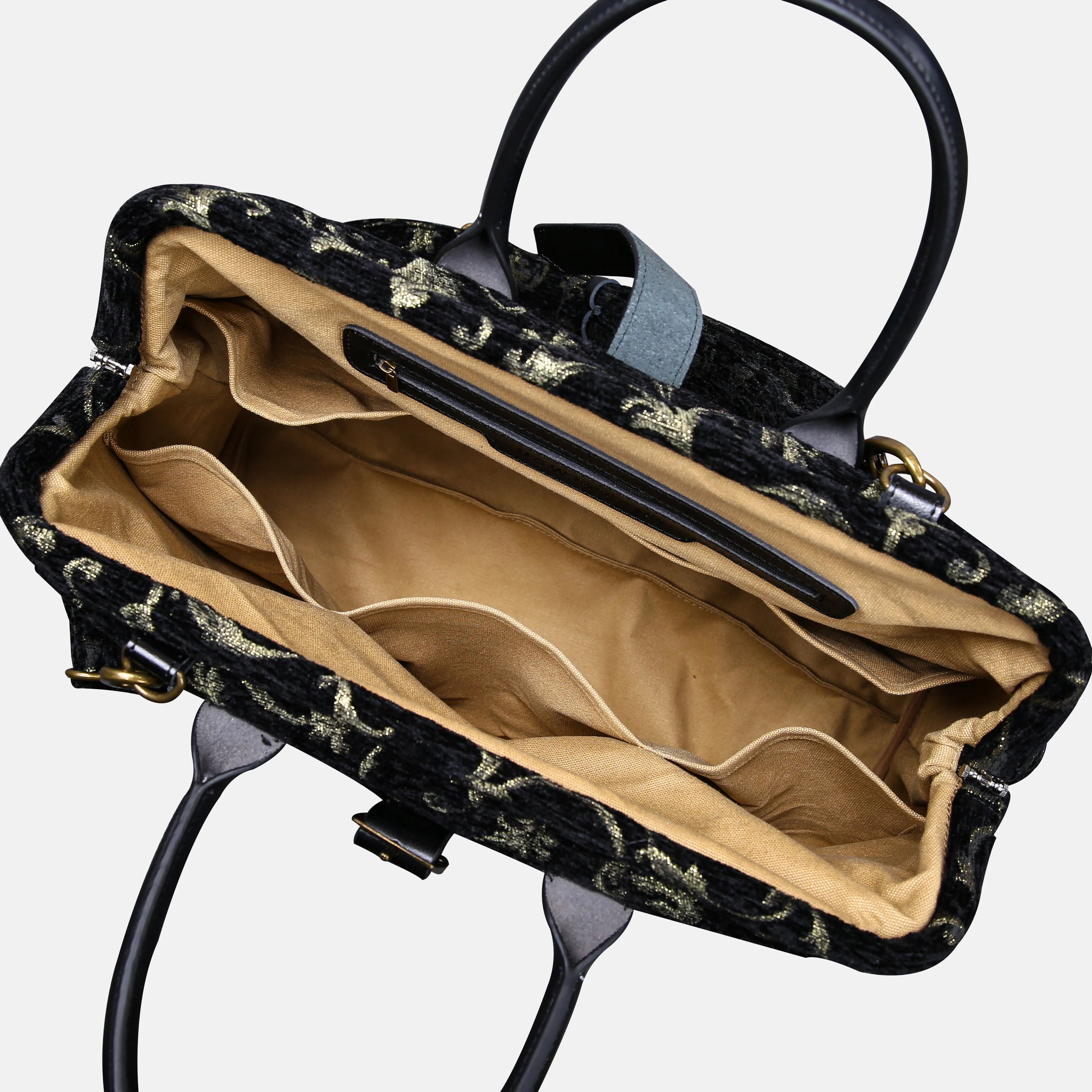 Vintage Ivy Black/Green Mary Poppins Weekender - Image 6