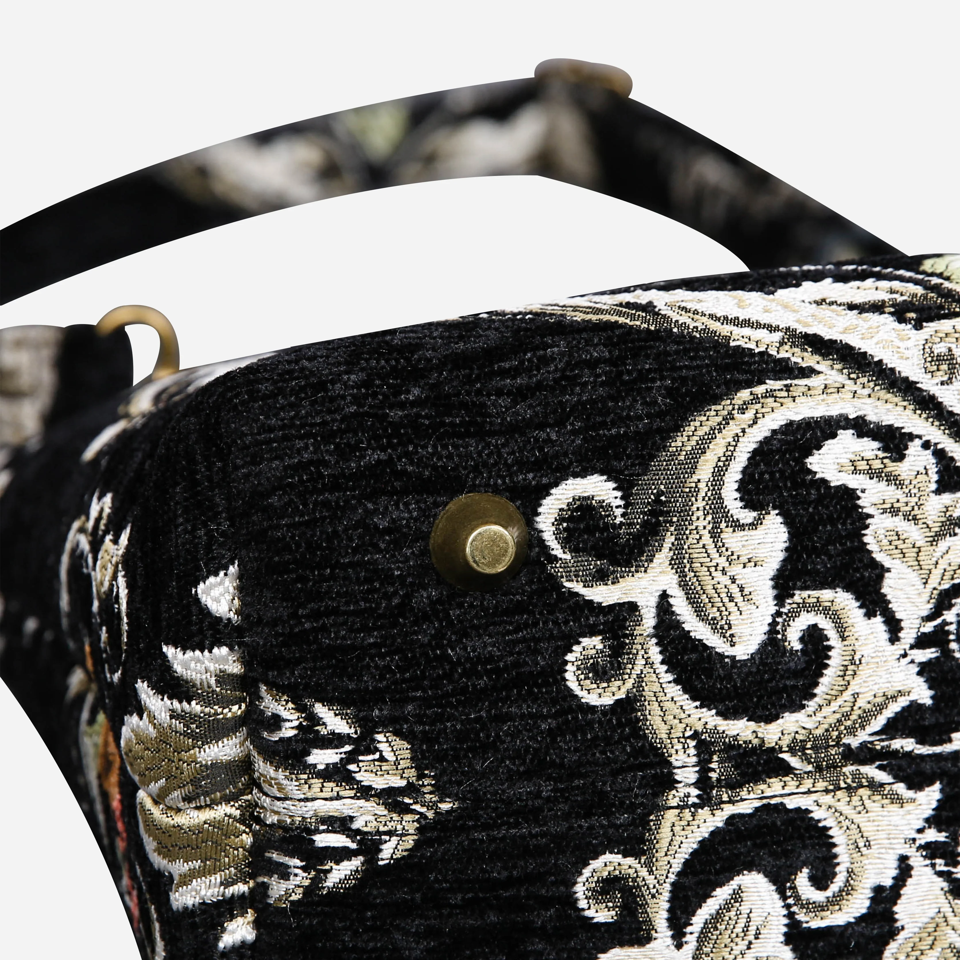 Eternal Elegance Black Tuck Lock Carpet Satchel - Image 5