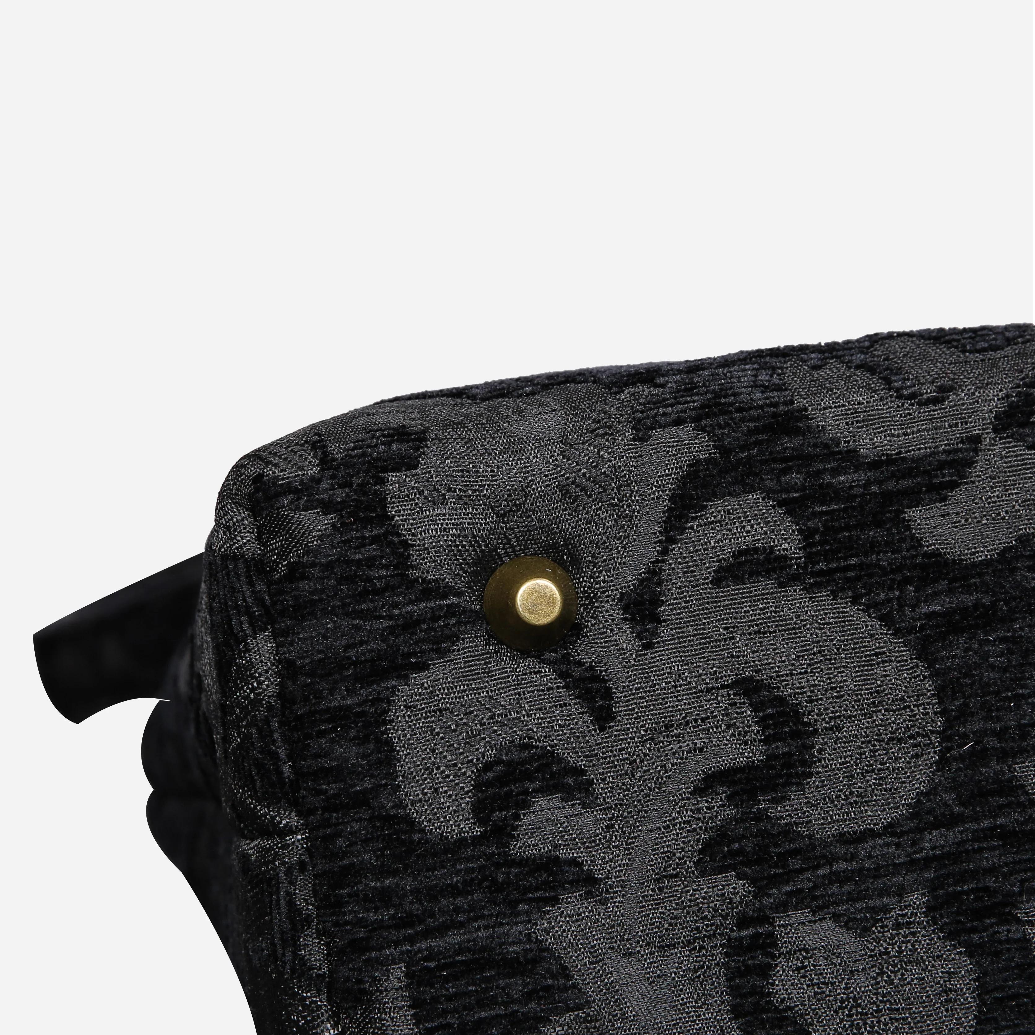 Victorian Blossom Black/Black Tuck Lock Carpet Satchel - Image 6