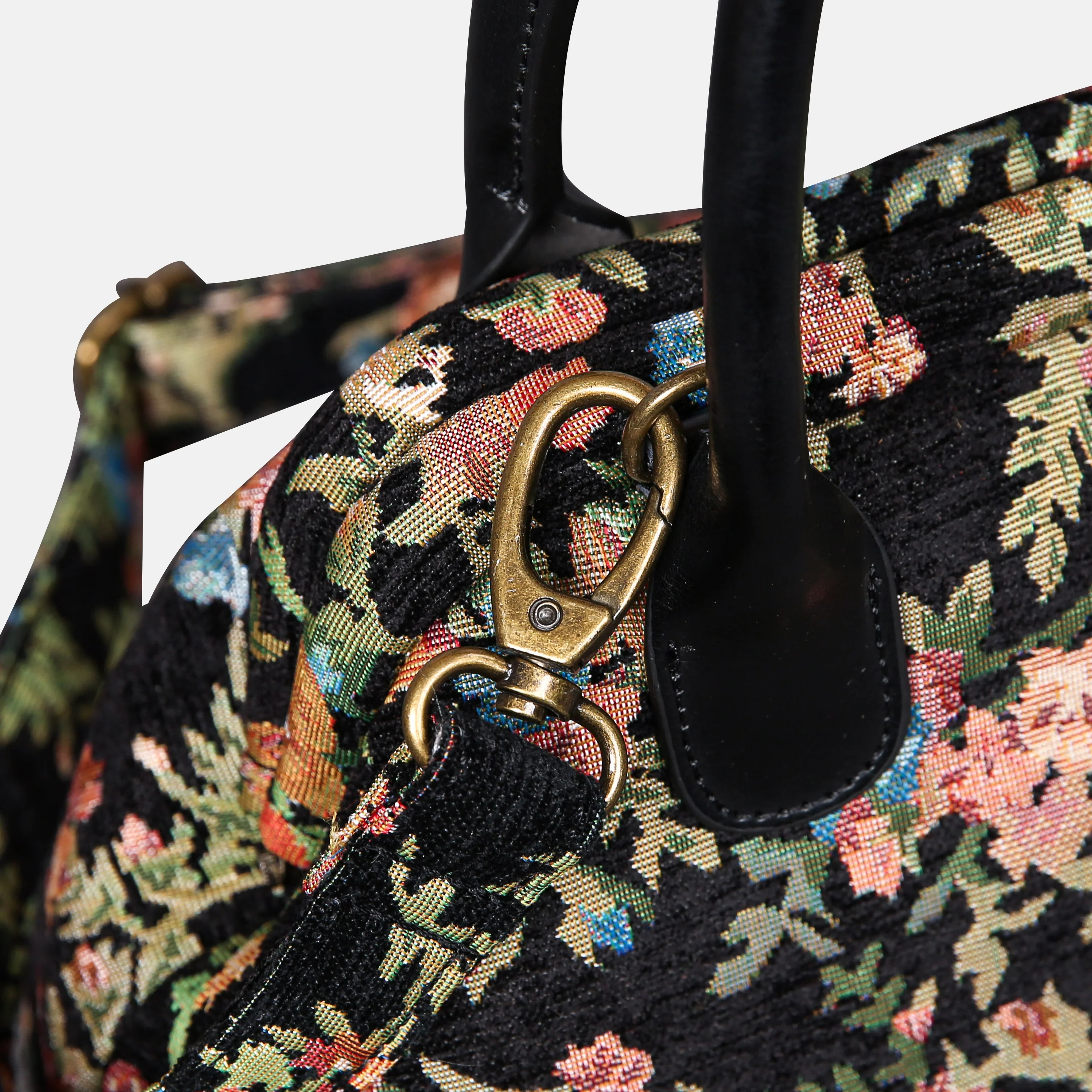 Spring Valley Black Carpet Satchel - Image 4