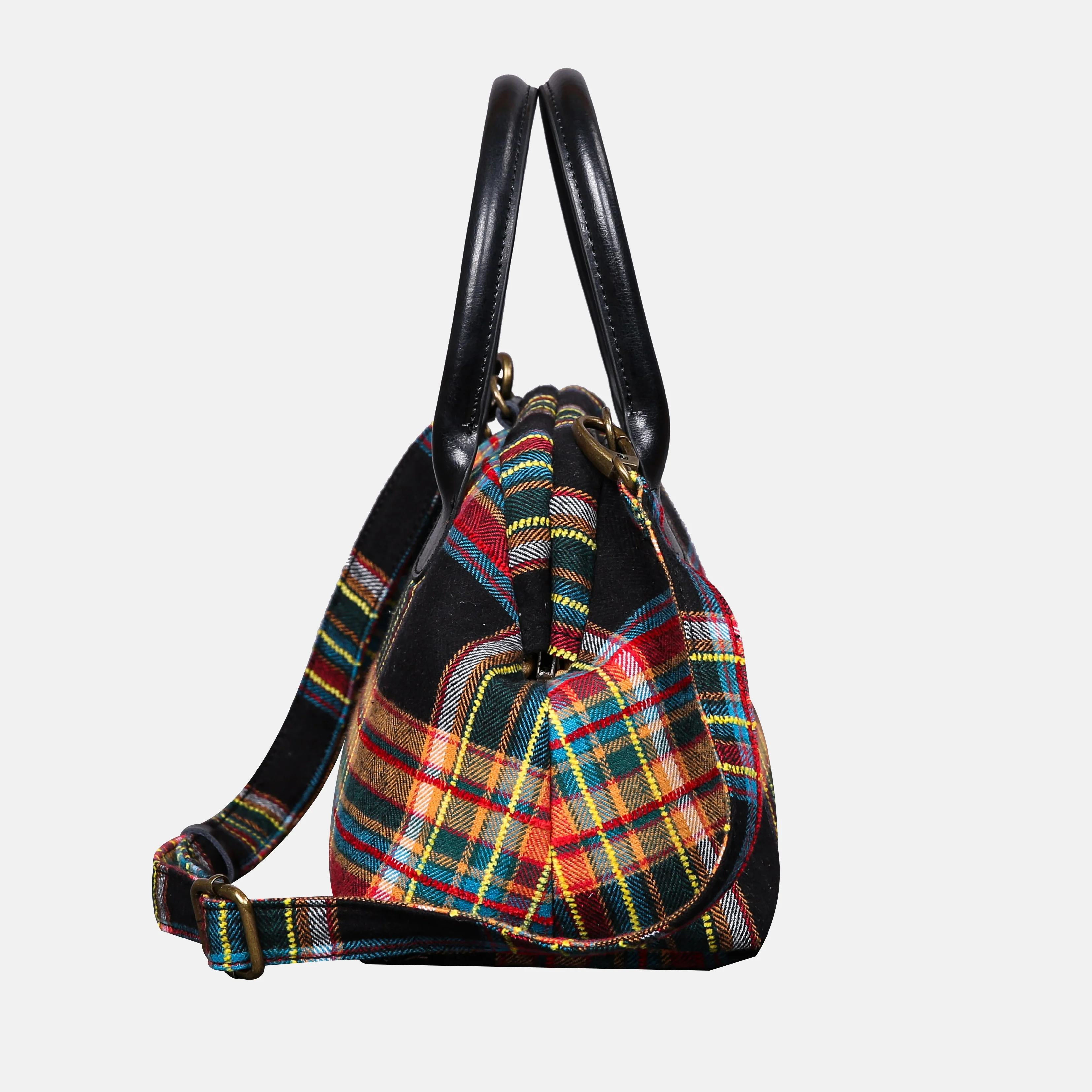Tartan Stewart Black Carpet Satchel - Image 3