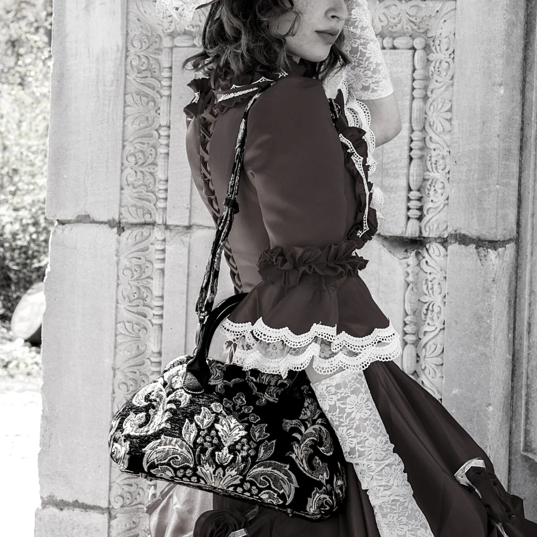 Victorian Blossom Black/Gold Carpet Satchel - Image 2