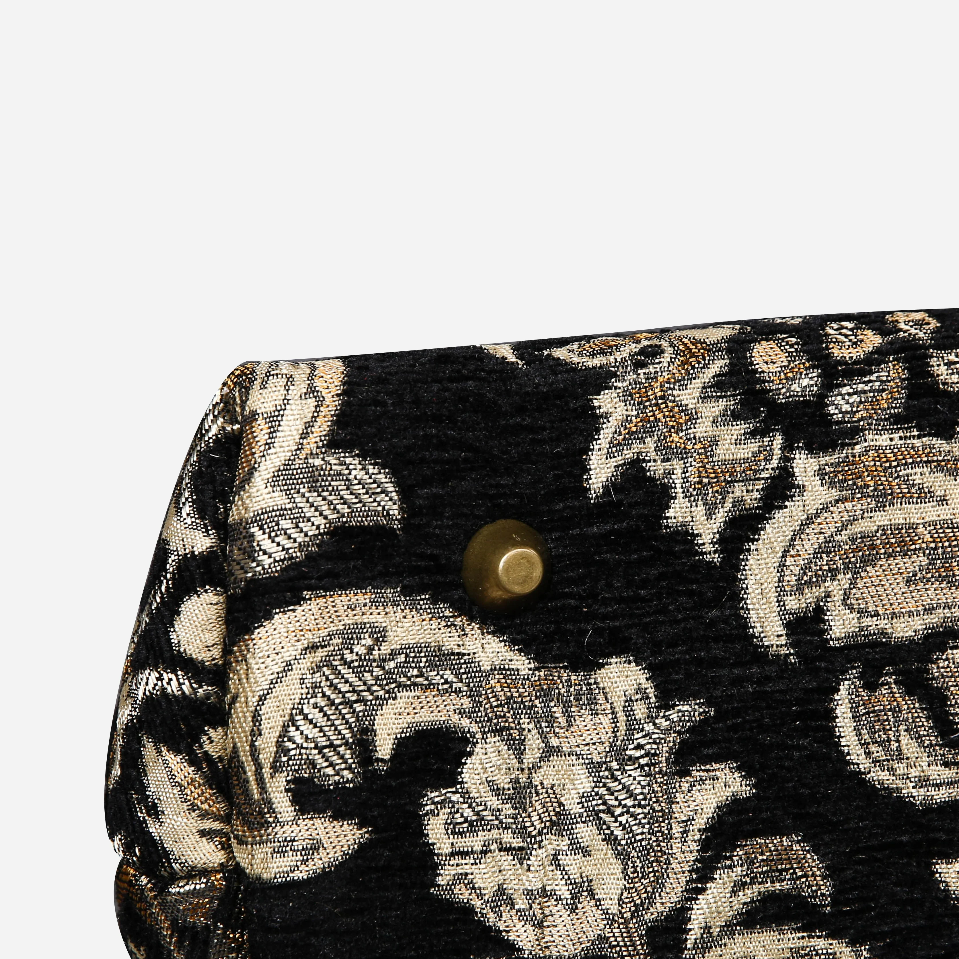 Victorian Blossom Black/Gold Carpet Satchel - Image 6