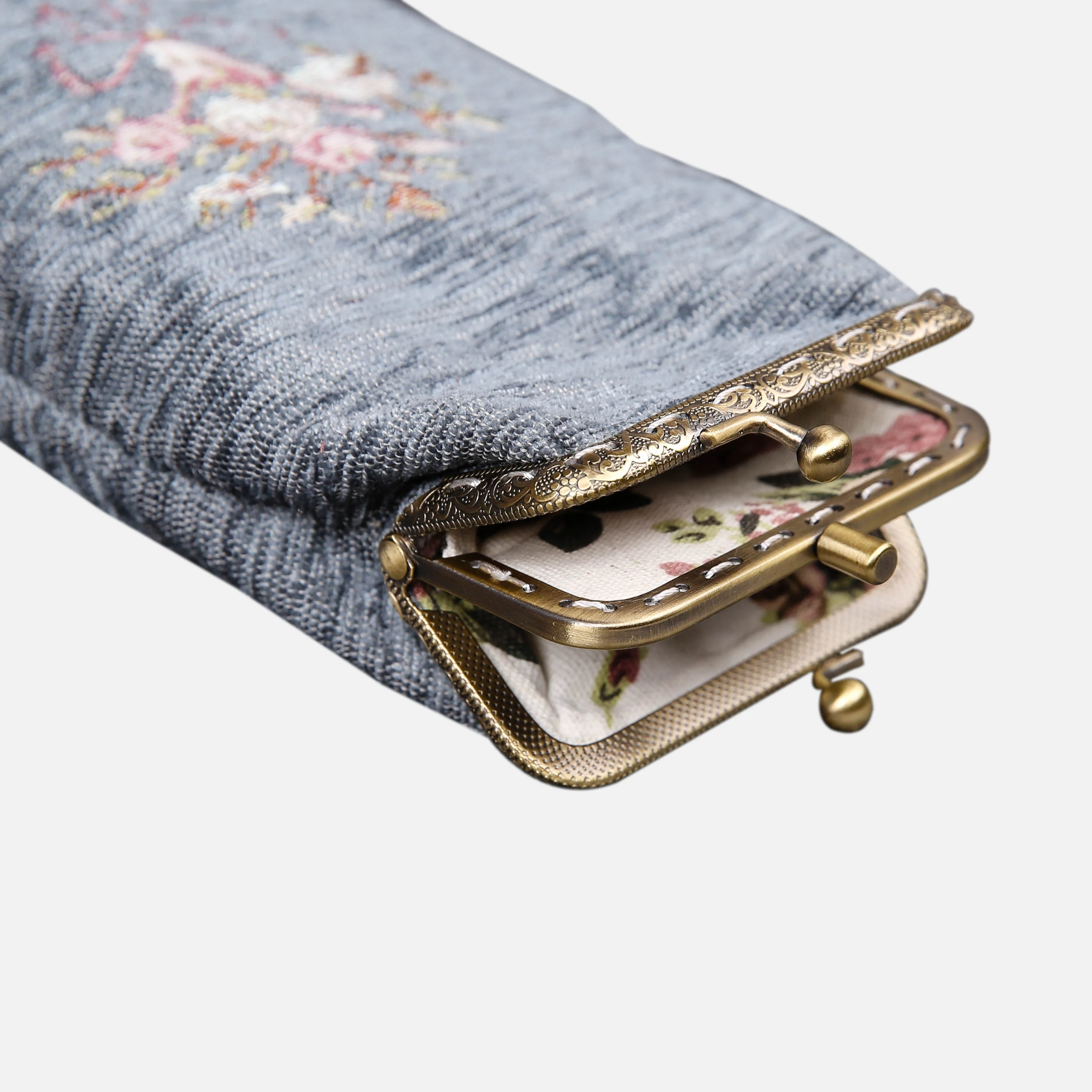Bouquet Pattern Carpet Eyeglasses Case - Image 3