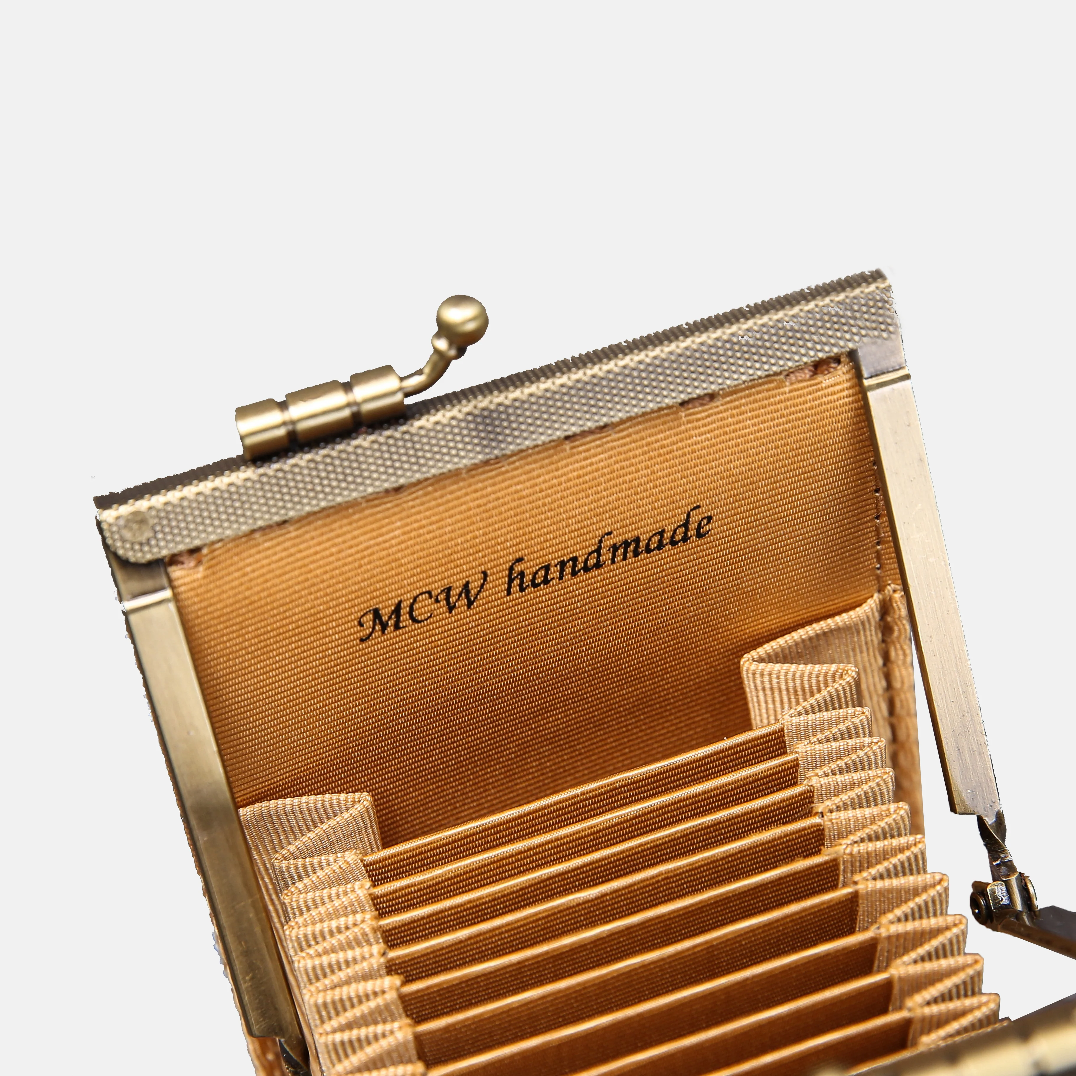 Floral Cream Card Wallet - Image 7