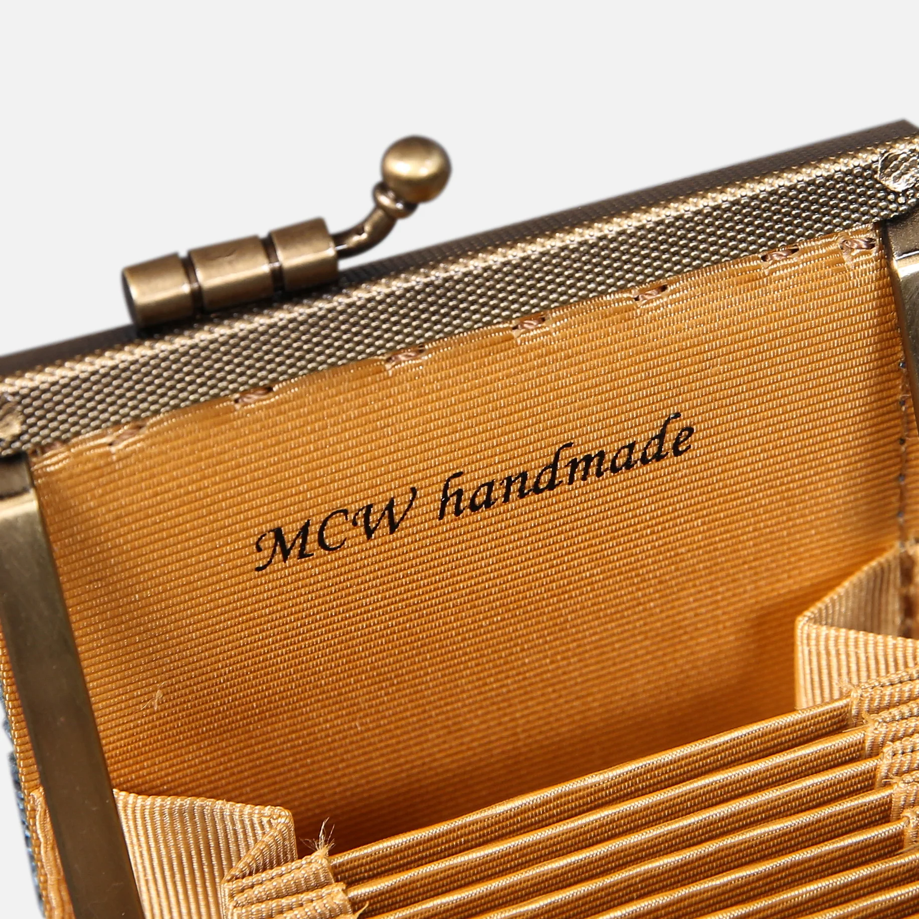 Neo Grec Card Wallet - Image 9