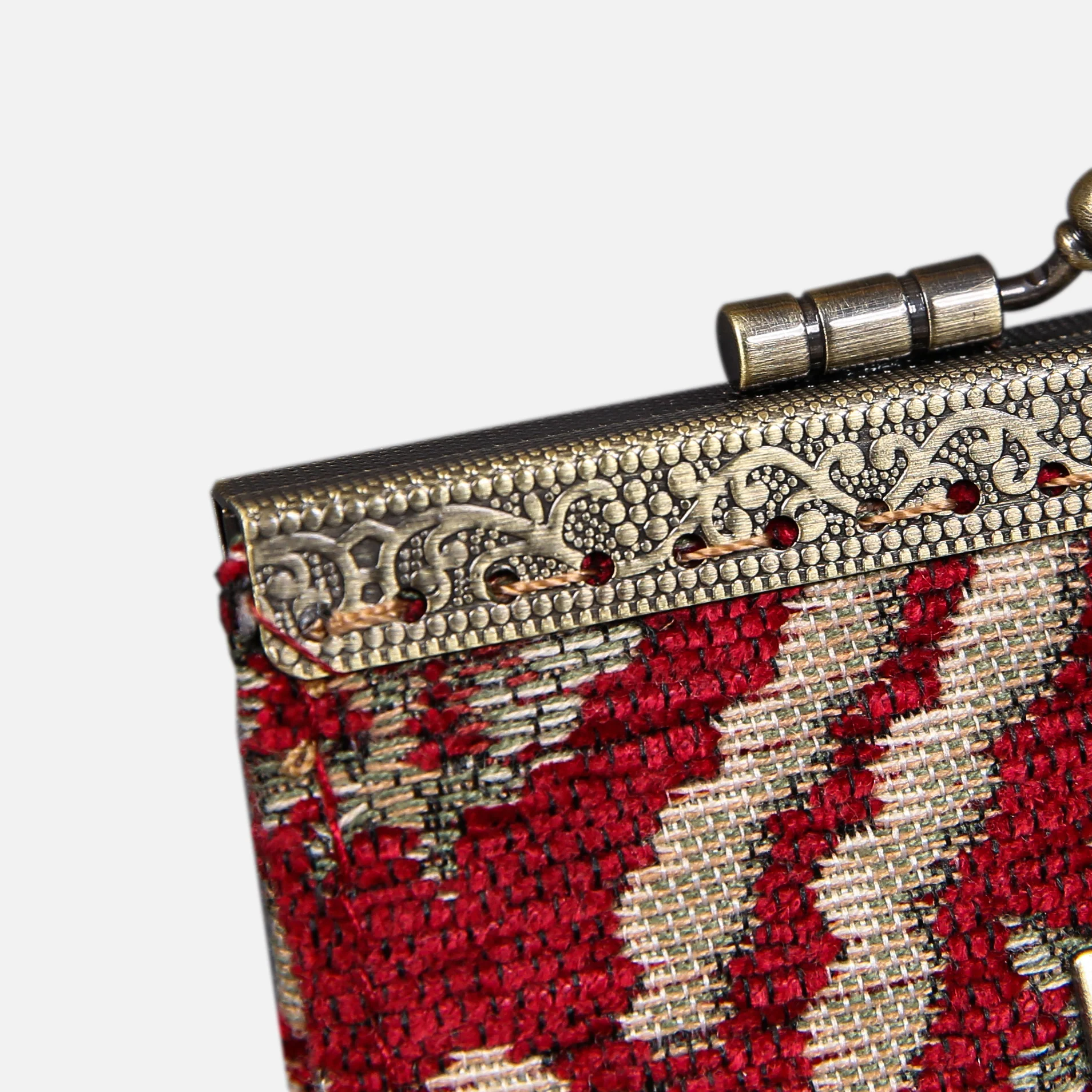 Traditional Red Card Wallet - Image 7