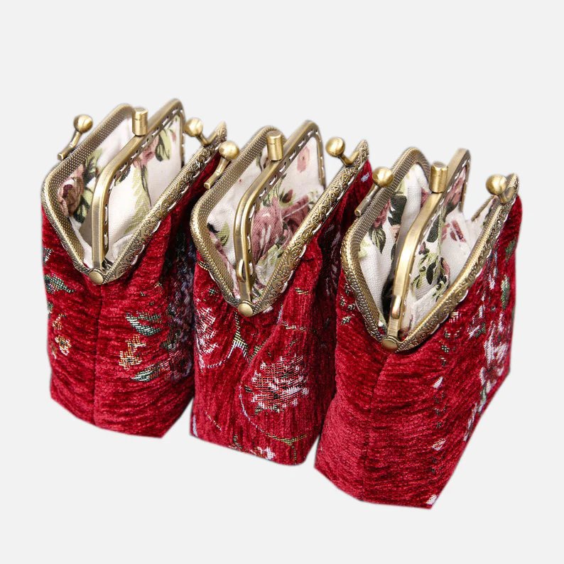 Rose Series Red Double Kiss Clasp Coin Purse - Image 8