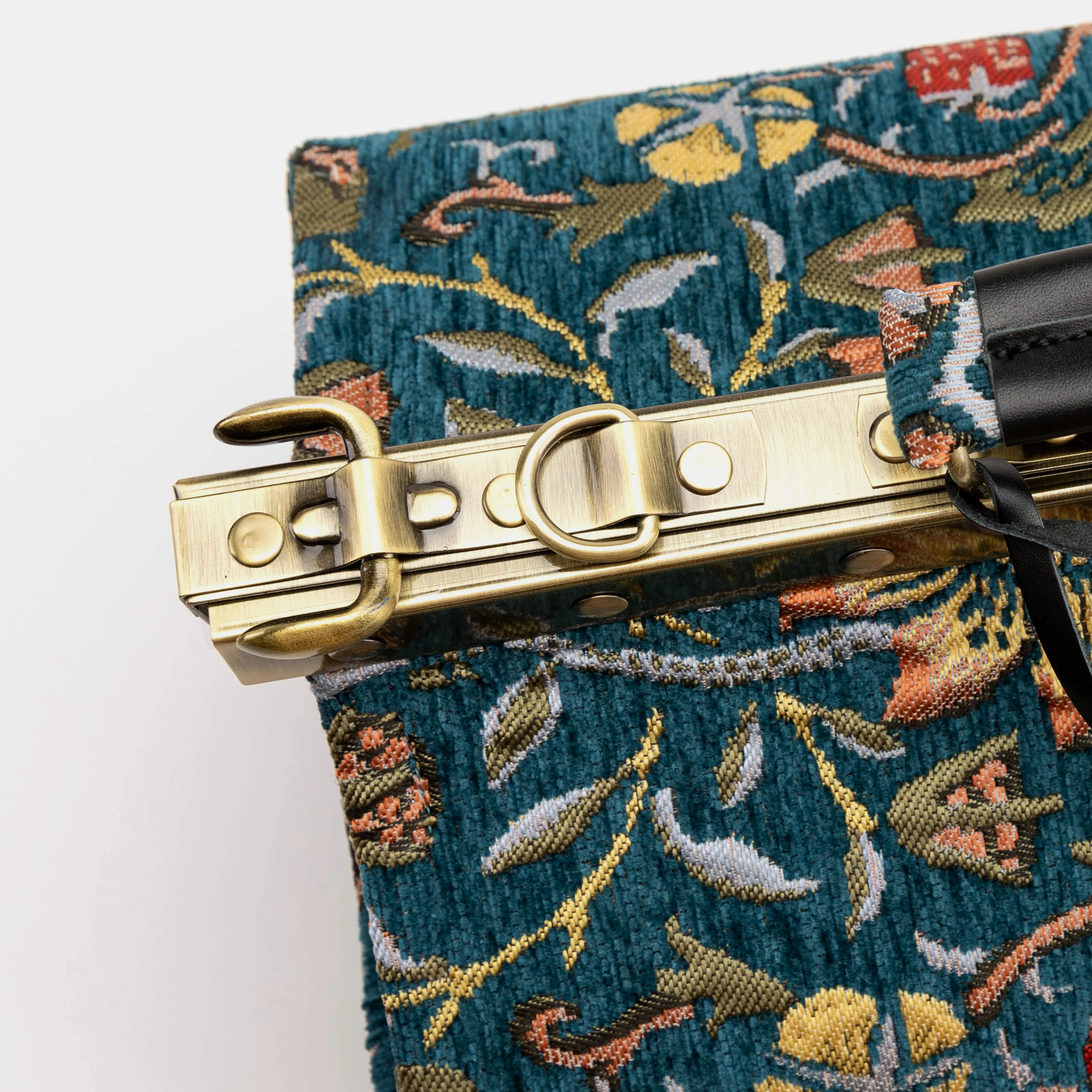 William Morris Strawberry Thief Genevieve Carpet Gladstone Bag - Image 6